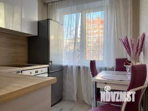 1-к квартира, посуточно, 30м2, 4/9 этаж