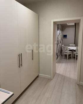 4-к квартира, на длительный срок, 100м2, 1/10 этаж