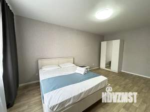 1-к квартира, посуточно, 40м2, 8/17 этаж