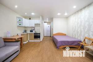 Студия квартира, посуточно, 34м2, 1/18 этаж