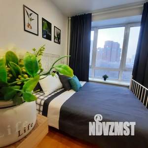 Студия квартира, посуточно, 18м2, 1/23 этаж