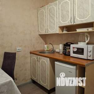 1-к квартира, посуточно, 42м2, 7/10 этаж