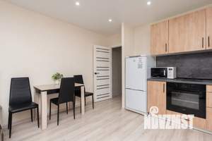Студия квартира, посуточно, 39м2, 13/27 этаж