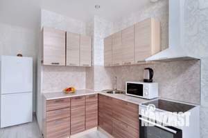 1-к квартира, посуточно, 35м2, 2/25 этаж