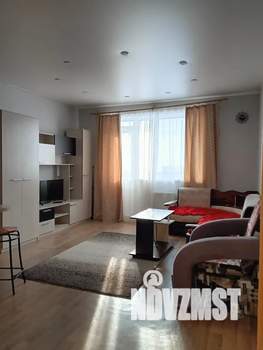 Студия квартира, посуточно, 35м2, 3/17 этаж