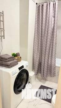 2-к квартира, посуточно, 40м2, 14/26 этаж