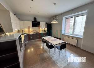 4-к квартира, на длительный срок, 120м2, 3/5 этаж