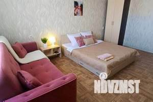 1-к квартира, посуточно, 43м2, 12/25 этаж