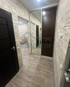 Студия квартира, на длительный срок, 40м2, 1/3 этаж