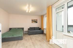 Студия квартира, посуточно, 32м2, 10/24 этаж