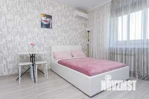 Студия квартира, посуточно, 26м2, 12/24 этаж