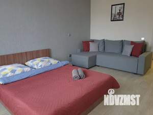 1-к квартира, посуточно, 36м2, 21/21 этаж