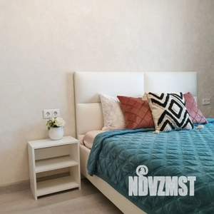 1-к квартира, посуточно, 39м2, 1/1 этаж