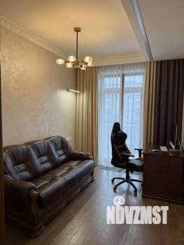 3-к квартира, на длительный срок, 125м2, 5/7 этаж