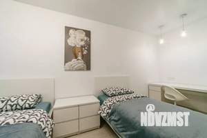 3-к квартира, посуточно, 54м2, 1/5 этаж