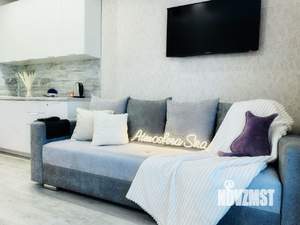 Студия квартира, посуточно, 32м2, 7/24 этаж