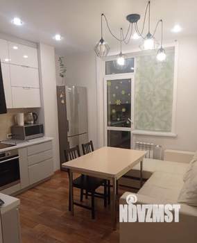 3-к квартира, посуточно, 100м2, 1/1 этаж