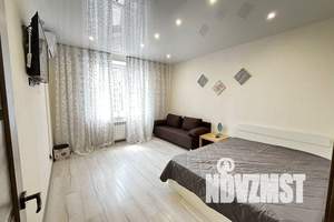 1-к квартира, посуточно, 49м2, 9/25 этаж