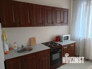 1-к квартира, посуточно, 33м2, 11/16 этаж