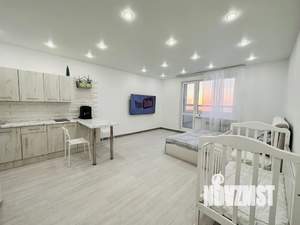 Студия квартира, посуточно, 33м2, 10/10 этаж