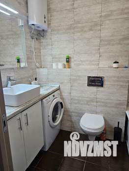 1-к квартира, посуточно, 40м2, 11/18 этаж