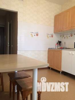 1-к квартира, посуточно, 37м2, 3/10 этаж