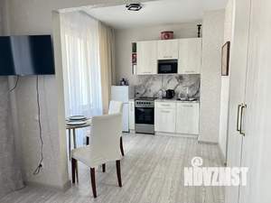 Студия квартира, посуточно, 32м2, 2/17 этаж