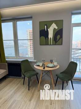 Студия квартира, посуточно, 37м2, 19/24 этаж