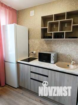 2-к квартира, посуточно, 39м2, 4/9 этаж