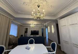 3-к квартира, на длительный срок, 125м2, 5/8 этаж