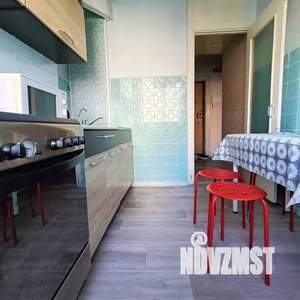 2-к квартира, посуточно, 52м2, 6/9 этаж