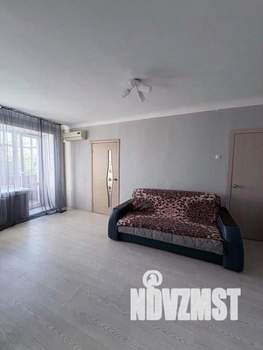 2-к квартира, посуточно, 47м2, 1/1 этаж