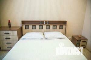 2-к квартира, посуточно, 42м2, 20/25 этаж