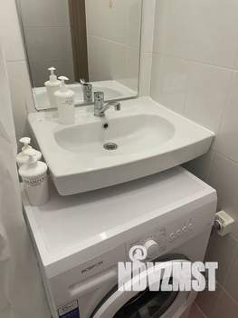 Студия квартира, посуточно, 15м2, 1/17 этаж