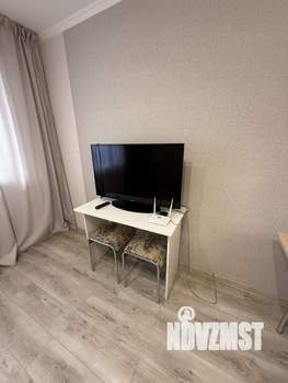Студия квартира, посуточно, 33м2, 7/14 этаж