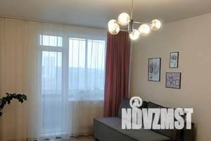 1-к квартира, посуточно, 35м2, 8/17 этаж