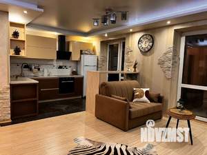 Студия квартира, посуточно, 36м2, 4/10 этаж