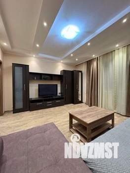 1-к квартира, посуточно, 54м2, 1/1 этаж