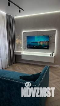 1-к квартира, посуточно, 40м2, 9/30 этаж