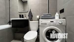 Студия квартира, посуточно, 28м2, 21/25 этаж