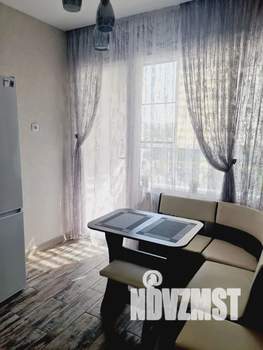 2-к квартира, посуточно, 40м2, 3/25 этаж