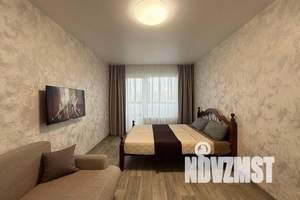 1-к квартира, посуточно, 40м2, 4/17 этаж