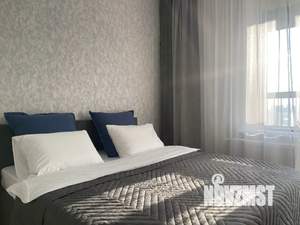 1-к квартира, посуточно, 41м2, 20/27 этаж