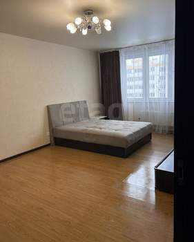 1-к квартира, на длительный срок, 43м2, 7/17 этаж