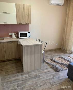 Студия квартира, на длительный срок, 40м2, 13/14 этаж