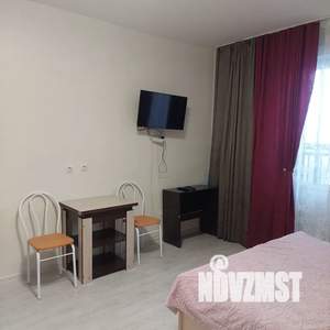 Студия квартира, посуточно, 30м2, 21/25 этаж