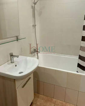 Студия квартира, на длительный срок, 35м2, 8/24 этаж