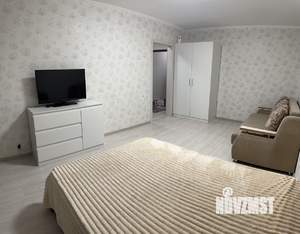 1-к квартира, посуточно, 38м2, 13/18 этаж