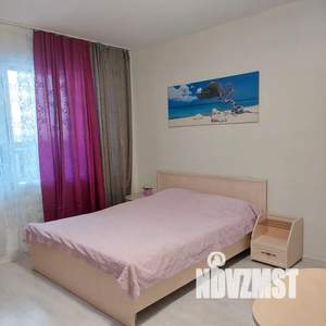 Студия квартира, посуточно, 30м2, 21/25 этаж