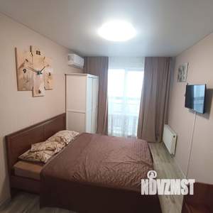 Студия квартира, посуточно, 42м2, 17/18 этаж